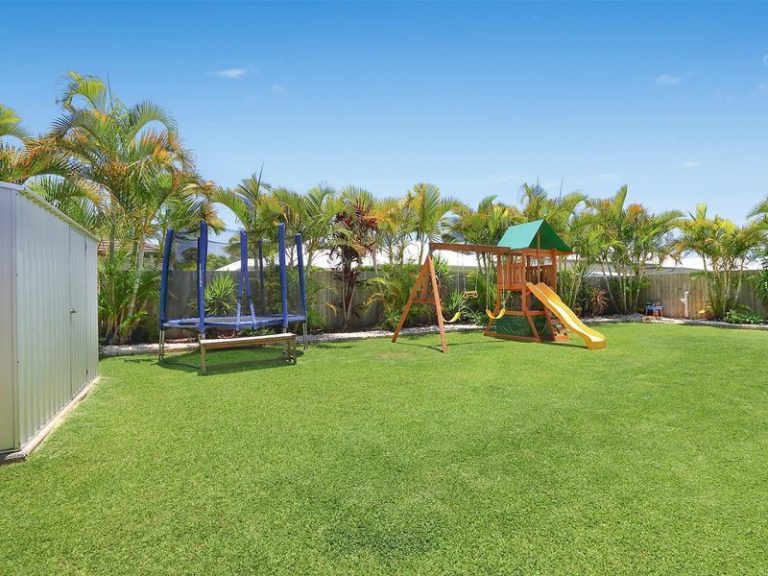 8 Tamarind Street, MERIDAN PLAINS QLD 4551 - photo 6