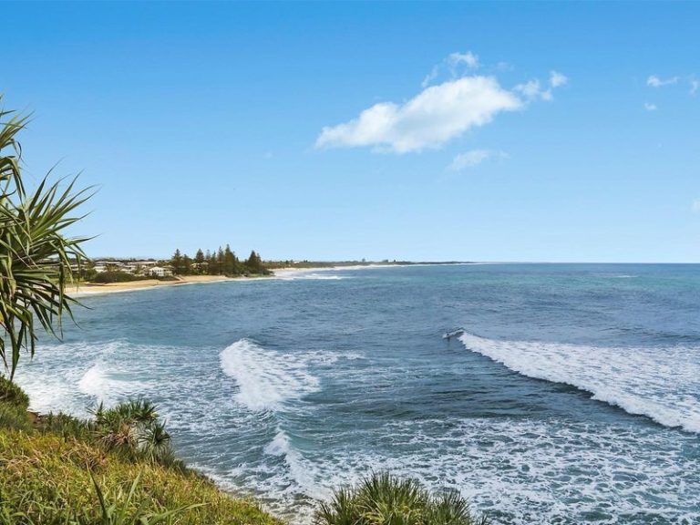 11 Turnbury Street, LITTLE MOUNTAIN QLD 4551 - photo 3