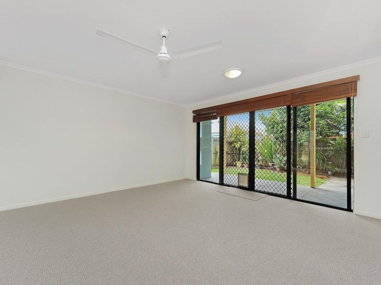 17/9A Browning Boulevard, BATTERY HILL QLD 4551 - photo 3