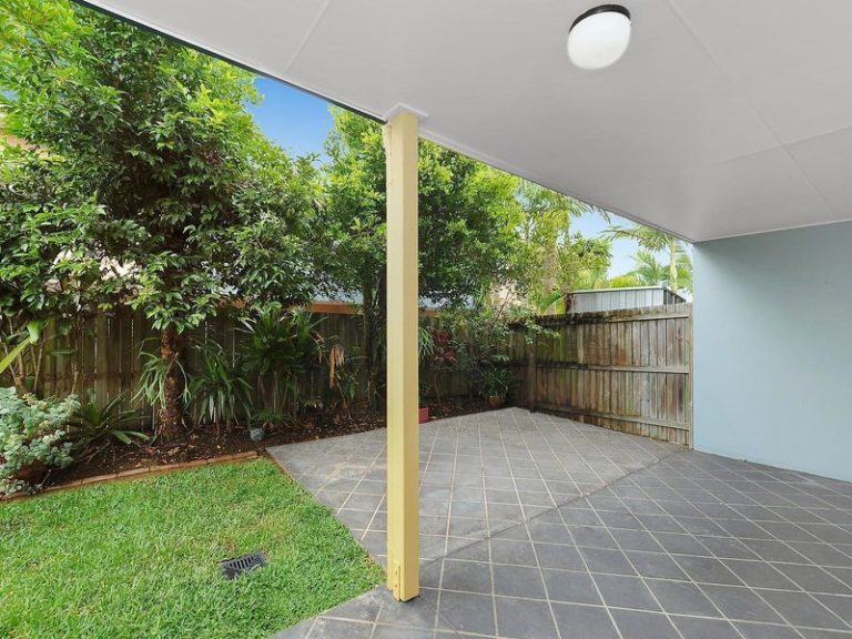 17/9A Browning Boulevard, BATTERY HILL QLD 4551 - photo 5