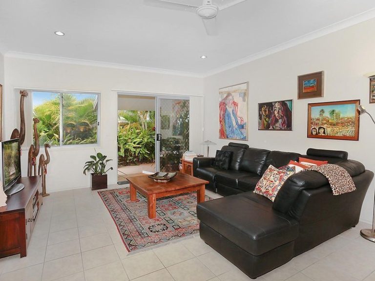 10/239 Kawana Way, PARREARRA QLD 4575 - photo 3