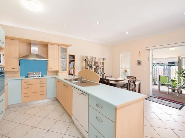 58/2 Grand Parade, PARREARRA QLD 4575 - photo 4