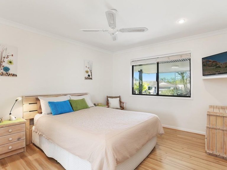 20 Turnbury Street, LITTLE MOUNTAIN QLD 4551 - photo 4