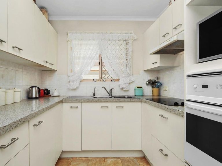 42/1 Peregrine Drive, WURTULLA QLD 4575 - photo 3