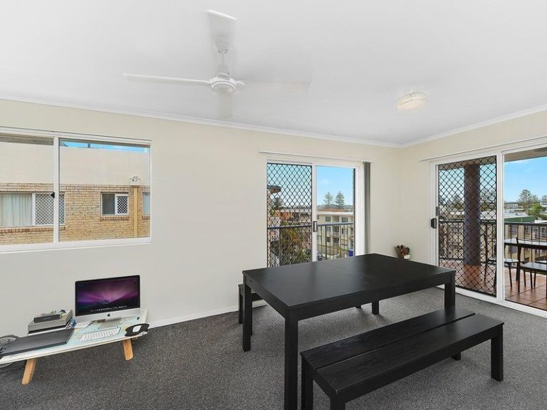 5/1 Latona Avenue, CALOUNDRA QLD 4551 - photo 2