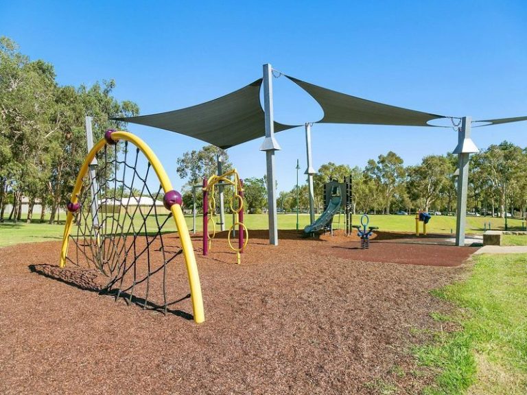 24 Creekside Boulevard, CURRIMUNDI QLD 4551 - photo 8