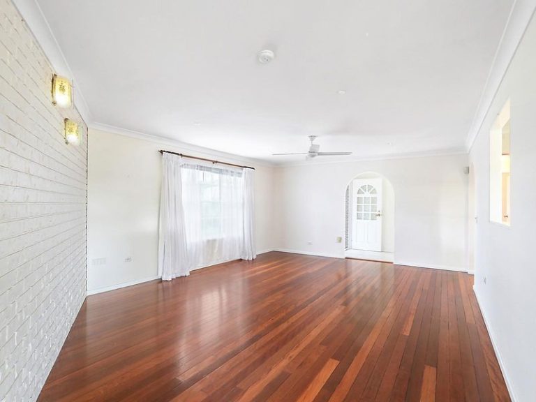17 Junee Court, WOOMBYE QLD 4559 - photo 4