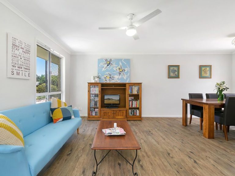 5 Sanctuary Place, LITTLE MOUNTAIN QLD 4551 - photo 2
