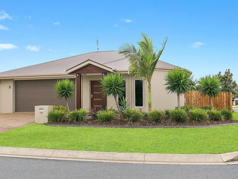 19 Kurrimine Crescent, MOUNTAIN CREEK QLD 4557 - McGrath Coast & Hinterland