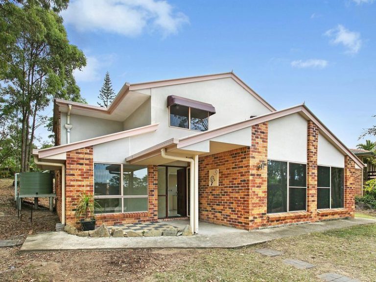 4 Stradbroke Drive, LITTLE MOUNTAIN QLD 4551 - McGrath Coast & Hinterland
