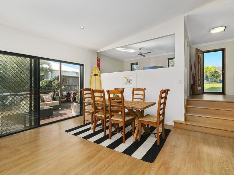 26 Turnbury Street, LITTLE MOUNTAIN QLD 4551 - photo 3