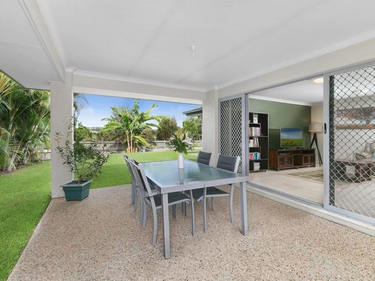 17 Wilkiea Street, MERIDAN PLAINS QLD 4551 - photo 2