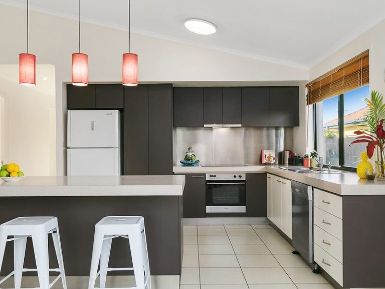 6 Greygum Place, CURRIMUNDI QLD 4551 - photo 2
