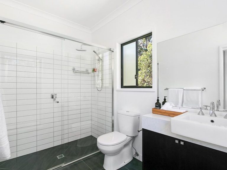 12 Raintree Close, MOOLOOLAH VALLEY QLD 4553 - photo 4