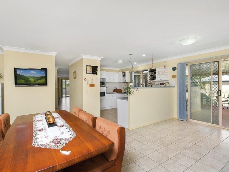 1 Huon Place, Currimundi QLD 4551 - photo 3