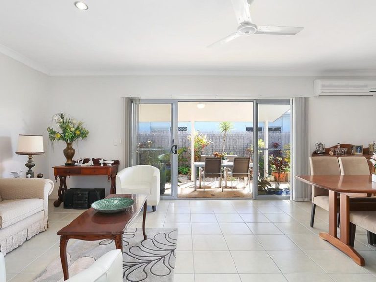 80/239 Kawana Way, PARREARRA