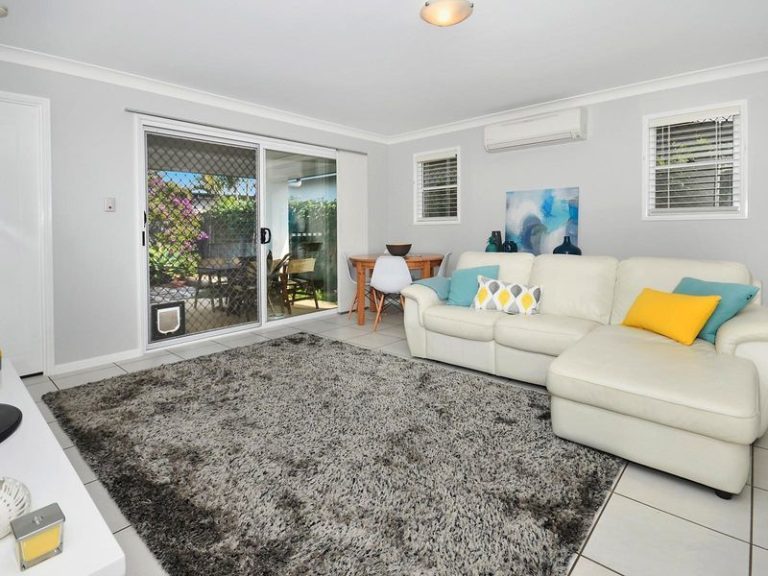 9 White Cedar Drive, MERIDAN PLAINS QLD 4551 - photo 3