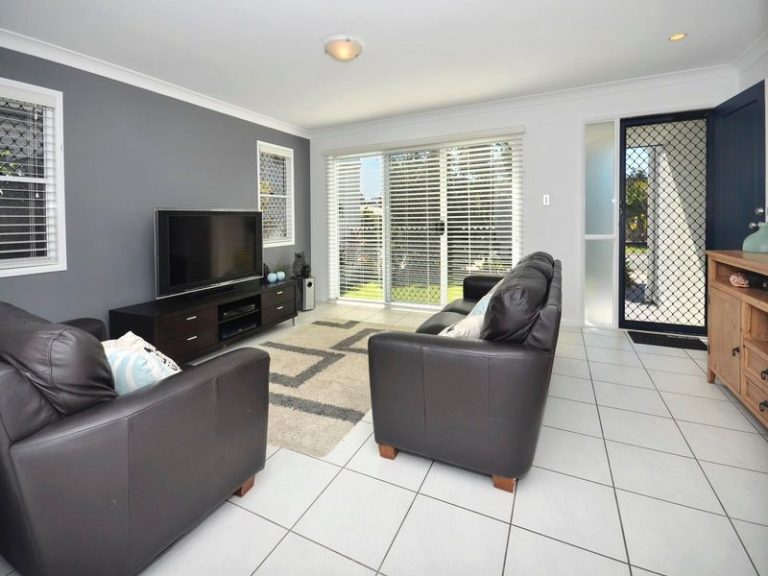 9 White Cedar Drive, MERIDAN PLAINS QLD 4551 - photo 6