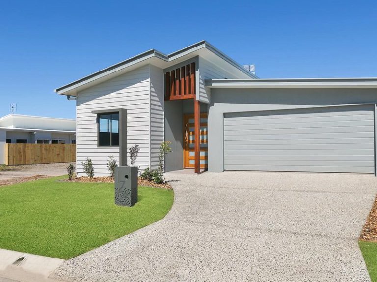 17 Turquoise Place, CALOUNDRA WEST