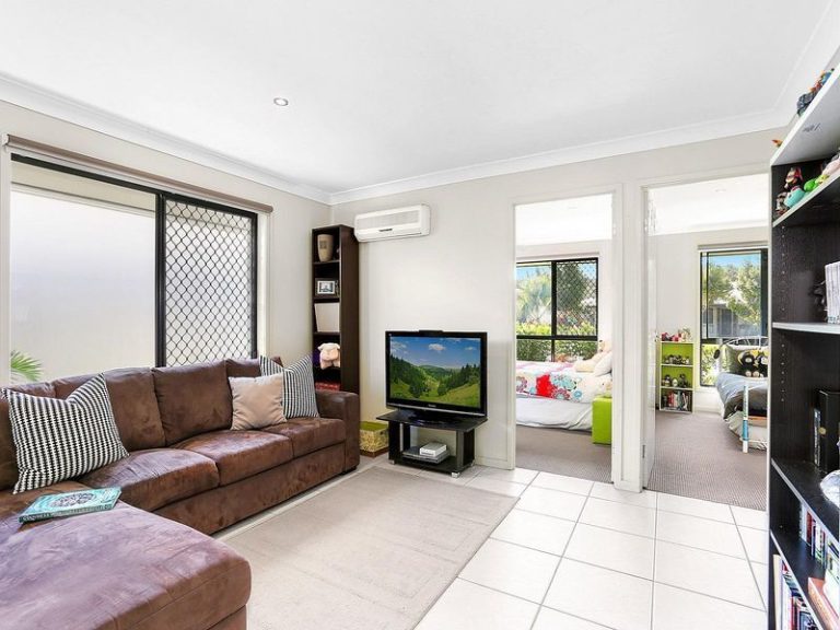 21 Lacebark Street, MERIDAN PLAINS QLD 4551 - photo 3