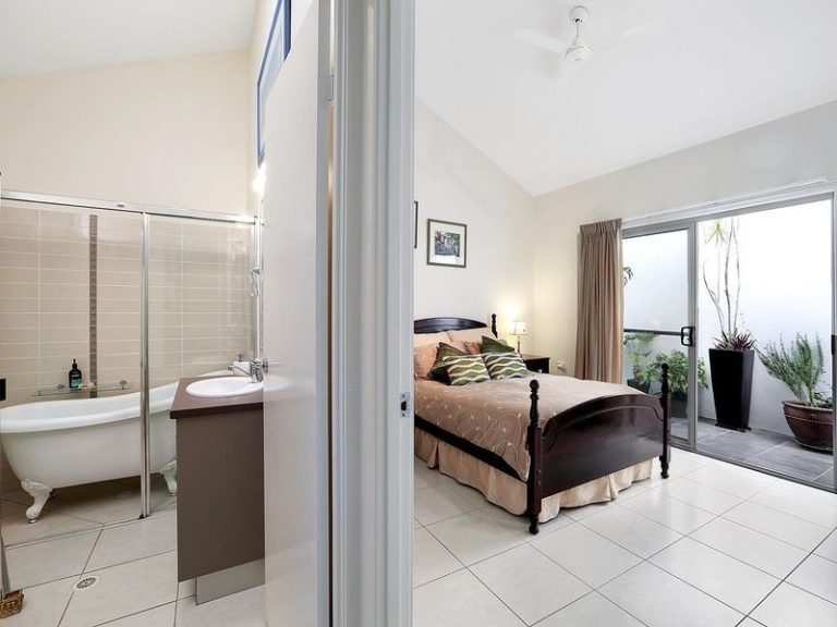 1/239 Kawana Way, PARREARRA QLD 4575 - photo 6