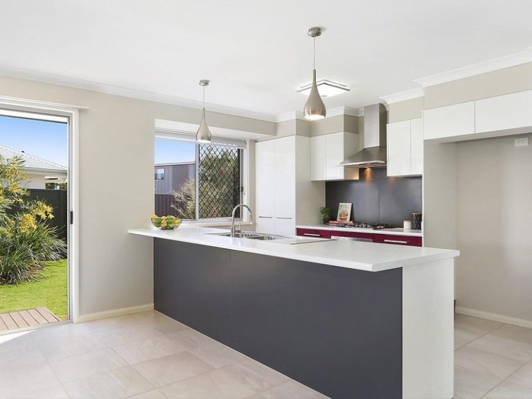 10 Cobalt Crescent, CALOUNDRA WEST QLD 4551 - photo 2