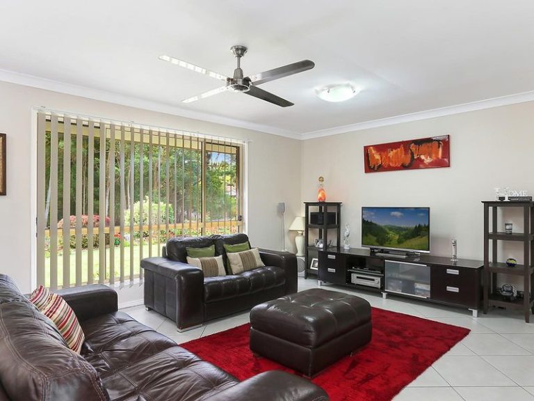 12 Mark Road West, LITTLE MOUNTAIN QLD 4551 - photo 4
