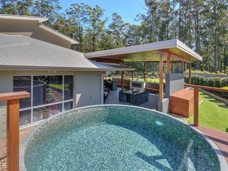 32 Palmview Forest Drive, PALMVIEW QLD 4553 - photo 4