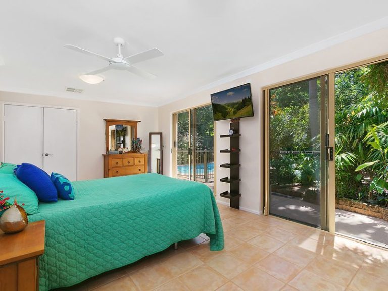8 Bottlebrush Place, LITTLE MOUNTAIN QLD 4551 - photo 6