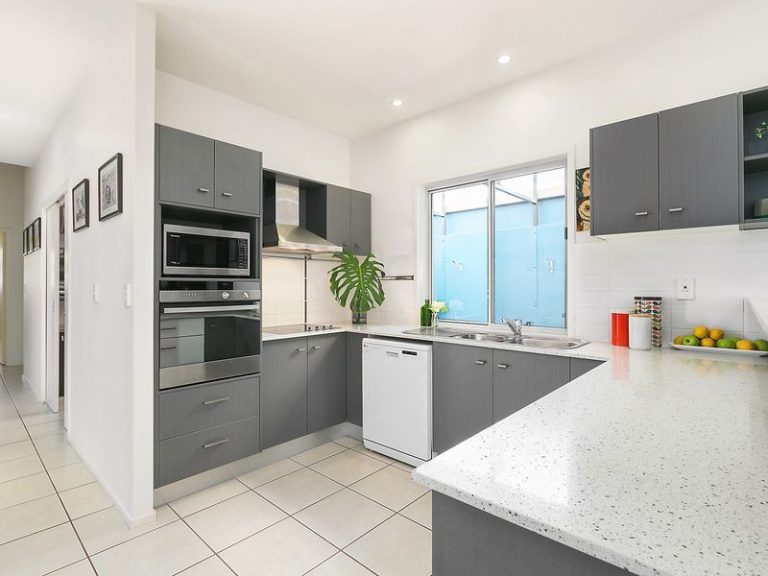42/239 Kawana Way, PARREARRA QLD 4575 - photo 2