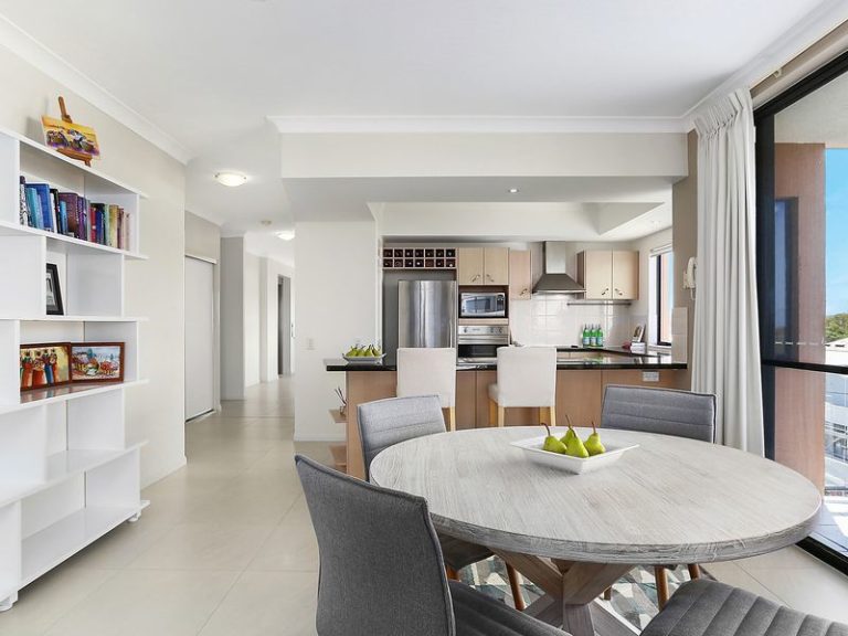 4/40 Esplanade, GOLDEN BEACH QLD 4551 - photo 3