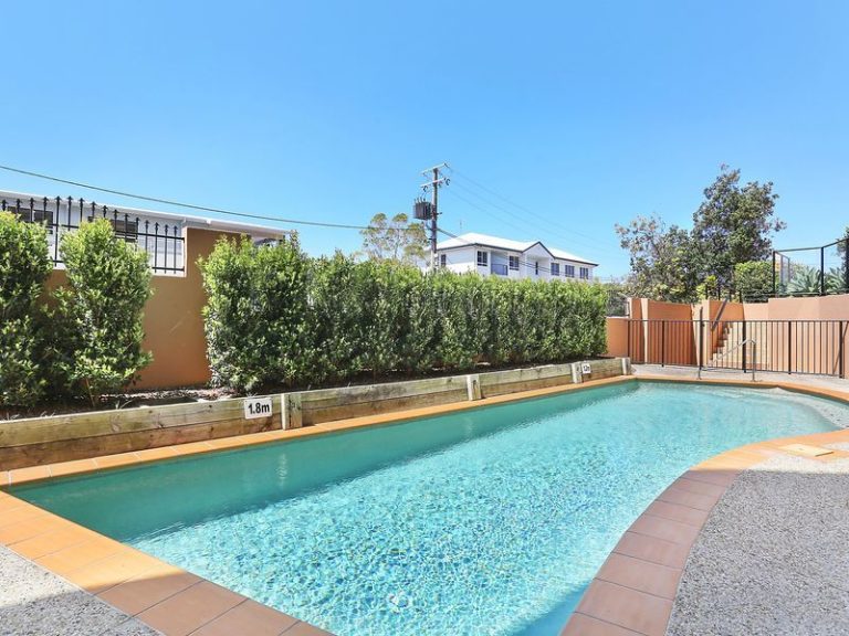 4/40 Esplanade, GOLDEN BEACH QLD 4551 - photo 6