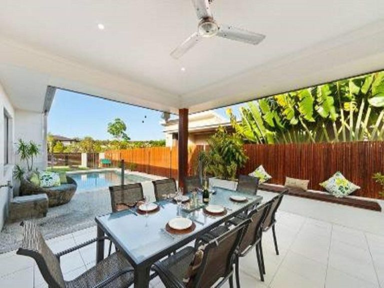 8 Macaranga Court, MERIDAN PLAINS QLD 4551 - photo 2