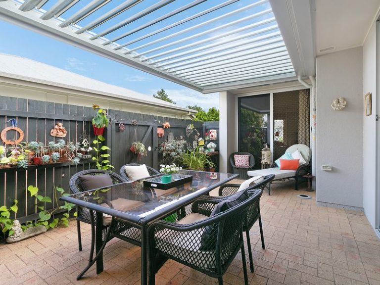 30/2 Grand Parade, PARREARRA QLD 4575 - photo 2