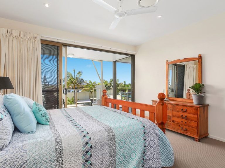 34/1 Grenada Way, PARREARRA QLD 4575 - photo 6