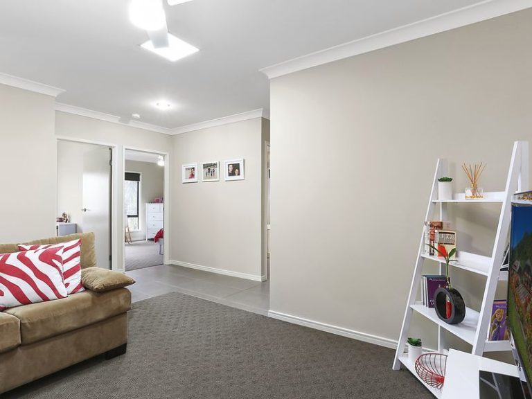 44 Kurrajong Crescent, MERIDAN PLAINS QLD 4551 - photo 9