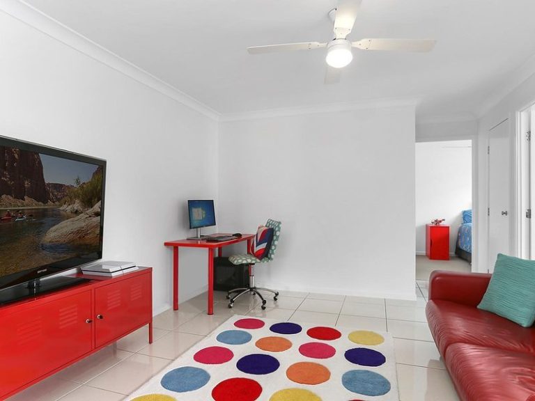 23 Riverstone Crescent, LITTLE MOUNTAIN QLD 4551 - photo 4