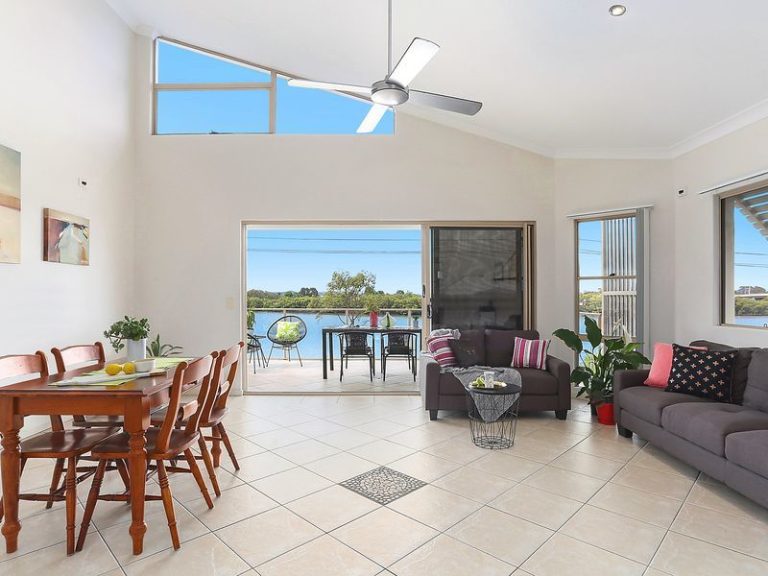 5/273 Bradman Avenue, MAROOCHYDORE QLD 4558 - photo 2