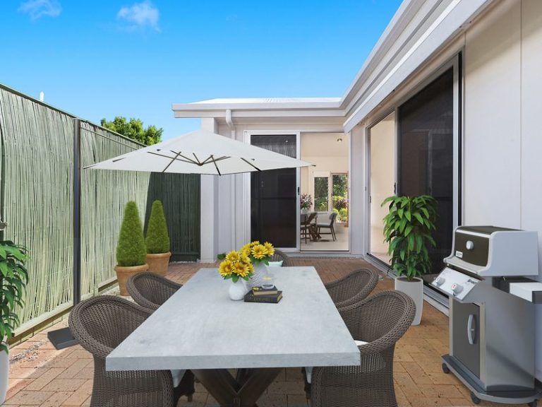 131/2 Grand Parade, PARREARRA QLD 4575 - photo 2