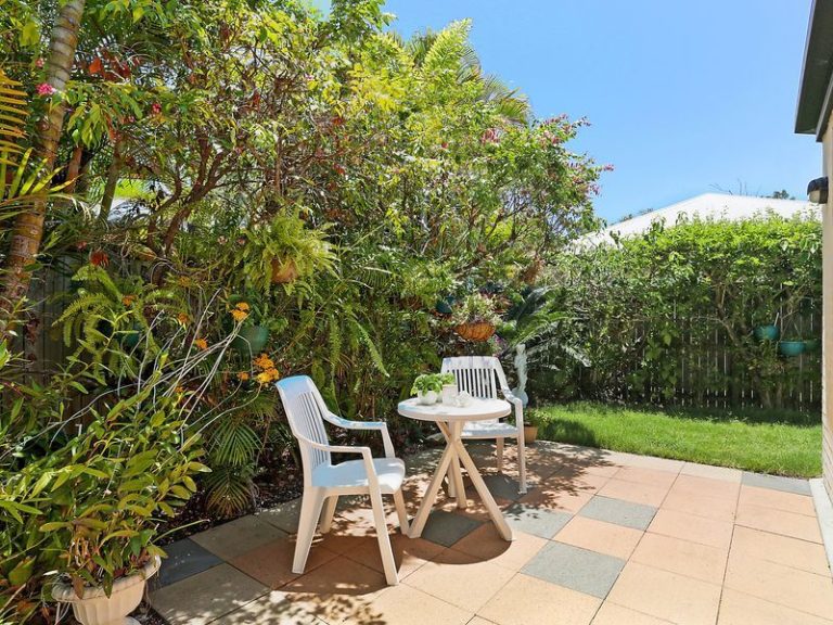 2 Whiteash Place, CURRIMUNDI QLD 4551 - photo 4