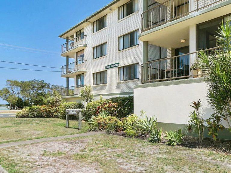 2/56 Esplanade Esplanade, GOLDEN BEACH QLD 4551 - photo 4