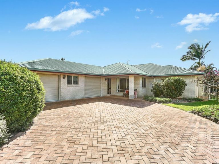 11 Sweetgum Court, CURRIMUNDI QLD 4551 - photo 3