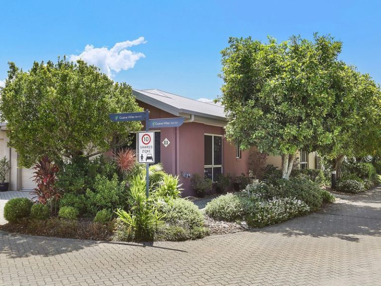 111/2 Grand Parade, PARREARRA QLD 4575 - photo 5