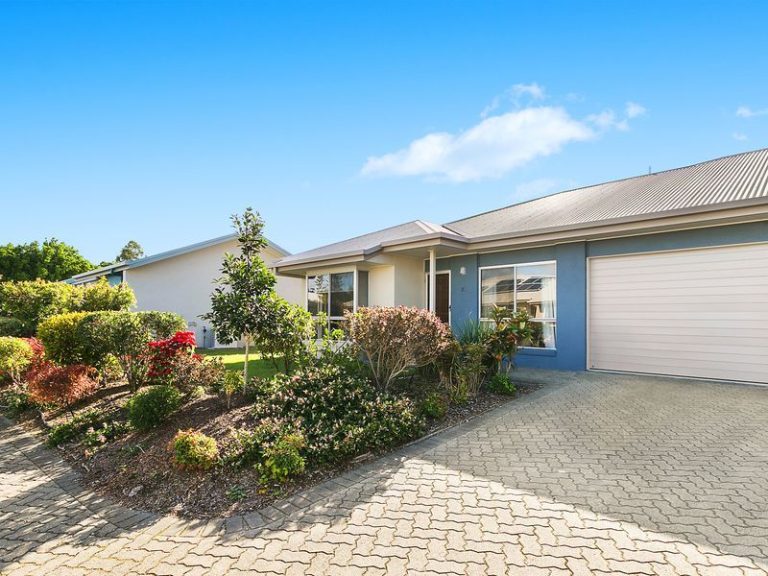31/2 Grand Parade, KAWANA ISLAND QLD 4575 - photo 4