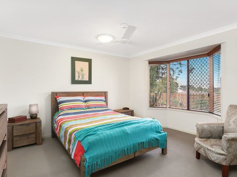 18 Berkley Place, LITTLE MOUNTAIN QLD 4551 - photo 6