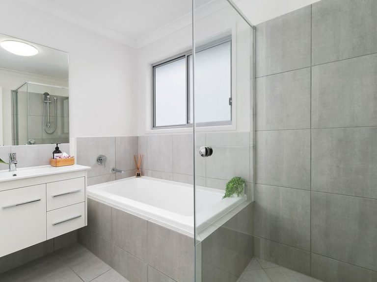 2/27 Ochre Crescent, Caloundra West QLD 4551 - photo 5