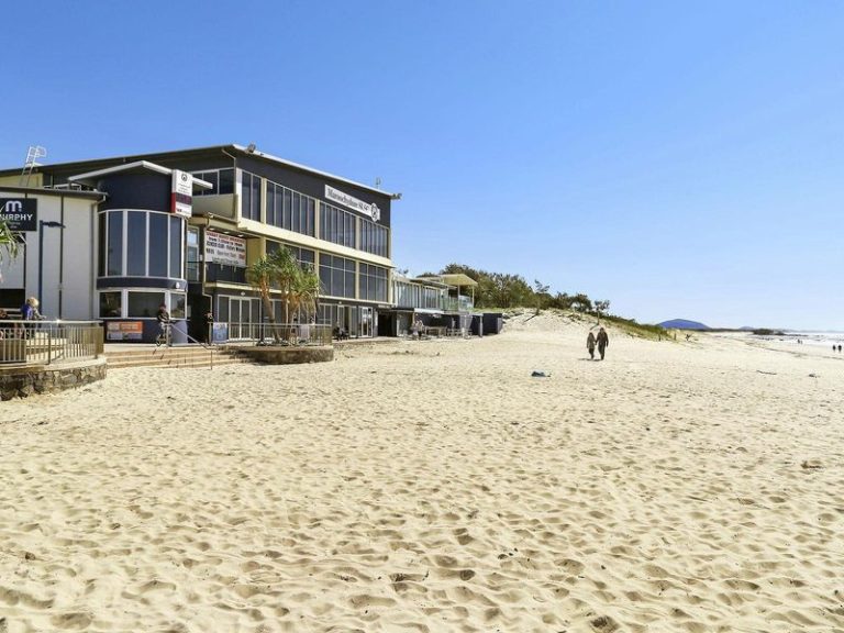 7 Hilliards Lane, MAROOCHYDORE QLD 4558 - photo 10
