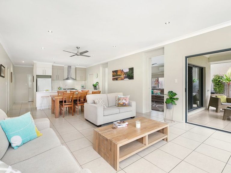 8 Tulipwood Court, MERIDAN PLAINS QLD 4551 - photo 8