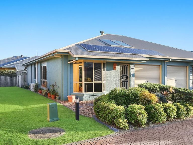 132/40 Lakeside Crescent, CURRIMUNDI QLD 4551 - photo 2