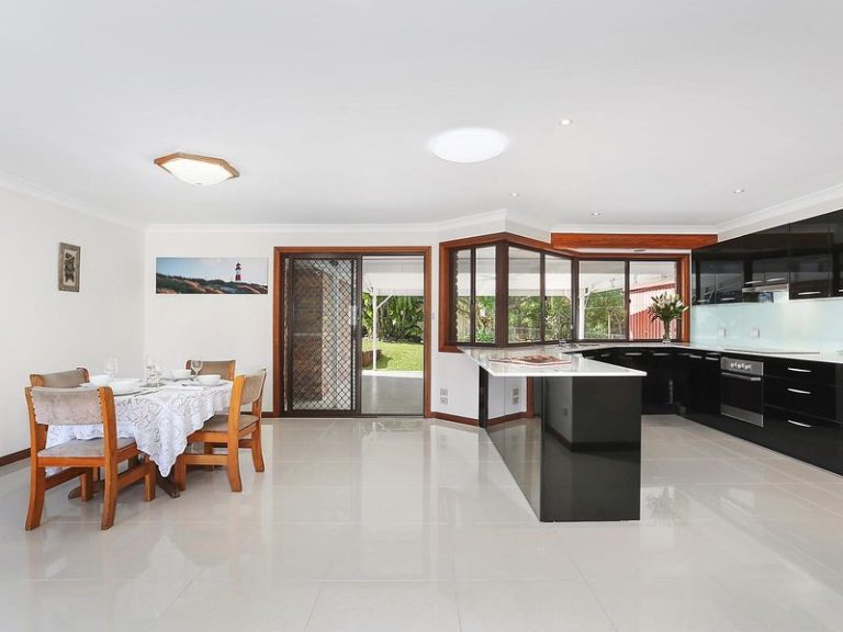 2 Ironbark Road, LITTLE MOUNTAIN QLD 4551 - photo 2